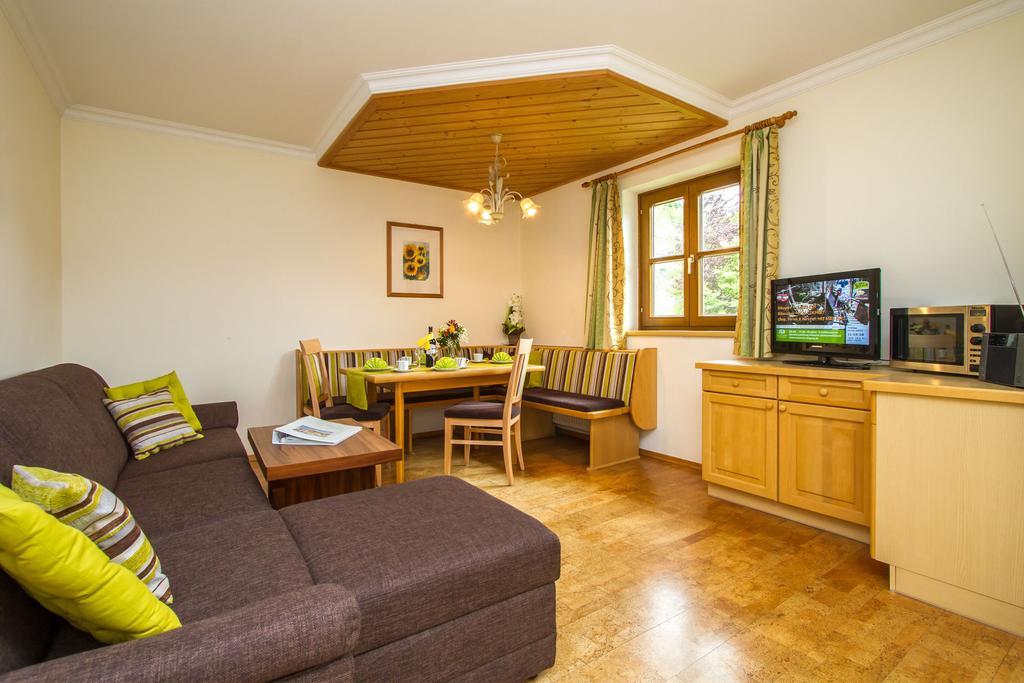 Ferienhaus Niedermoser Leogang Værelse billede